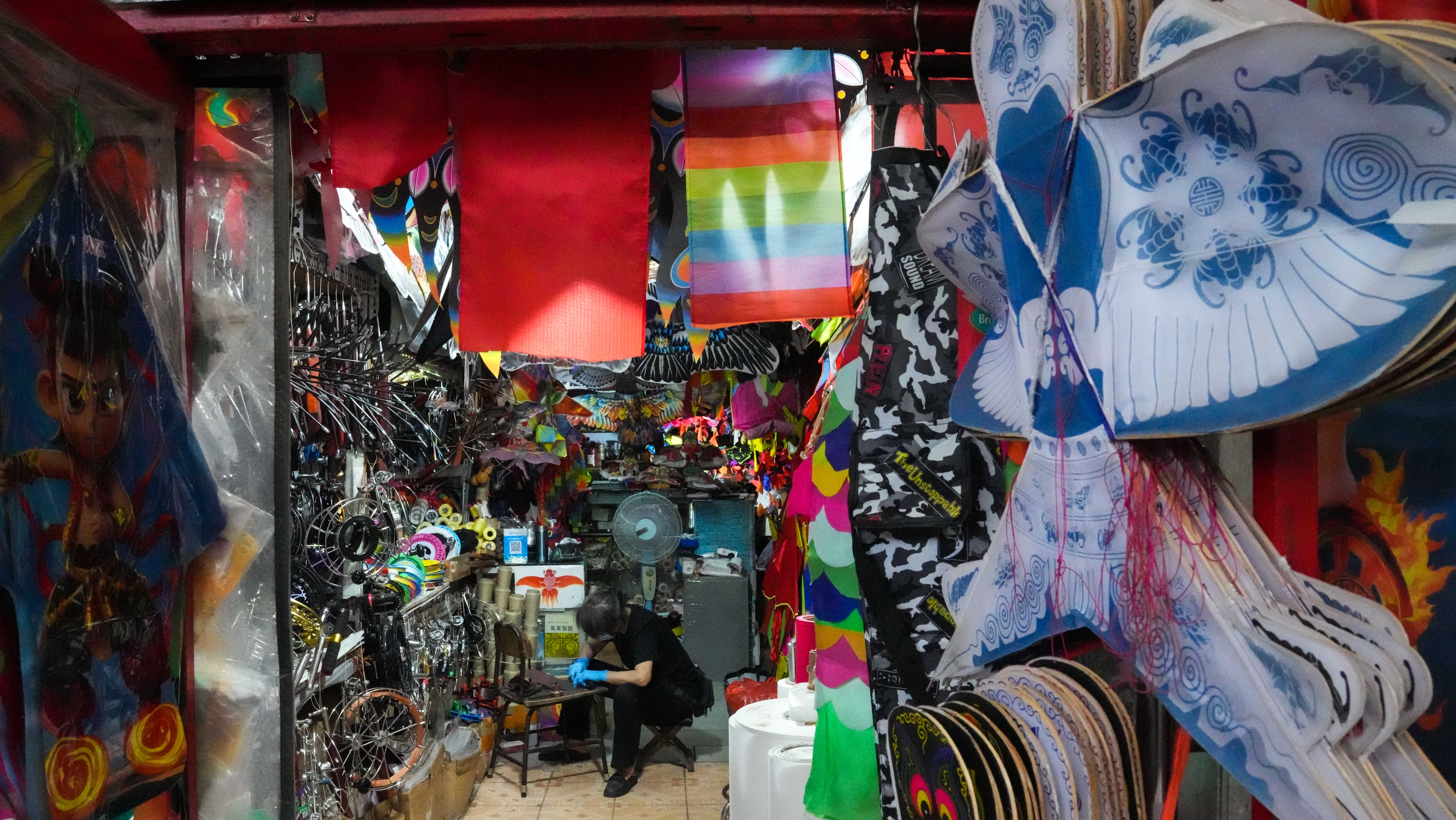 A kite shop in Beijing's Shilihe Tianjiao Culture City features several thousand stalls packed with exquisite cultural artifacts. Chen Bo/CGTN 
