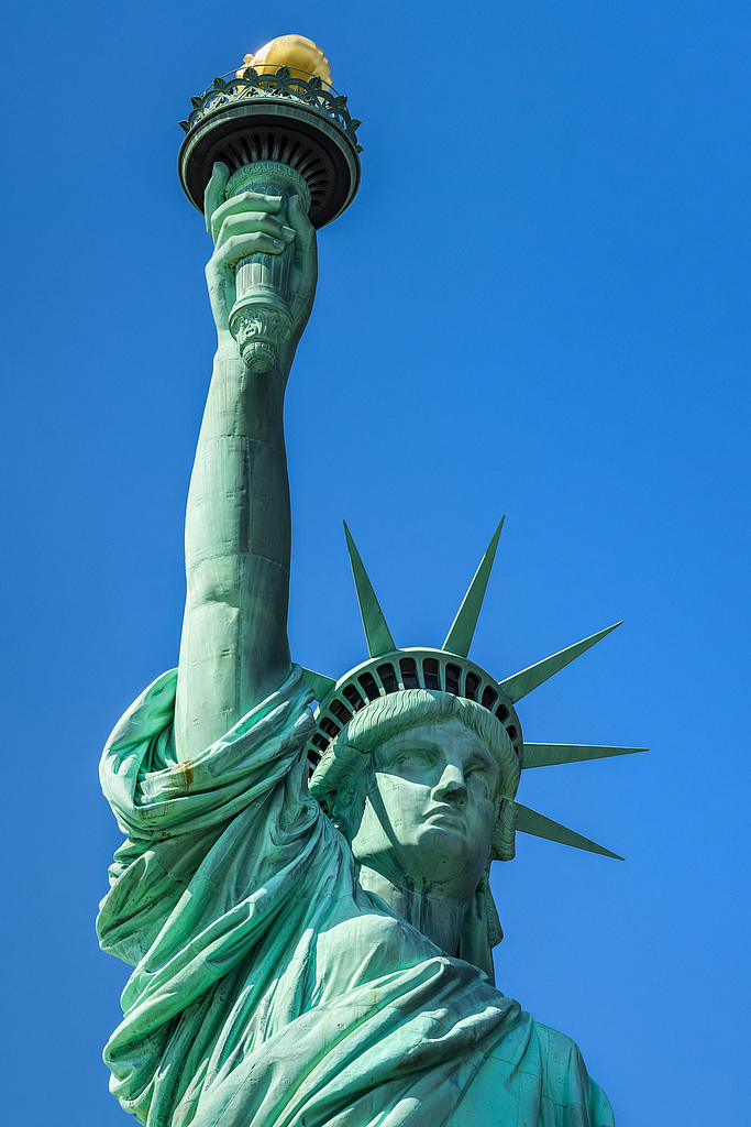 The photo features the Statue of Liberty in New York City, which is listed as one of the UNESCO World Heritage Sites. /VCG