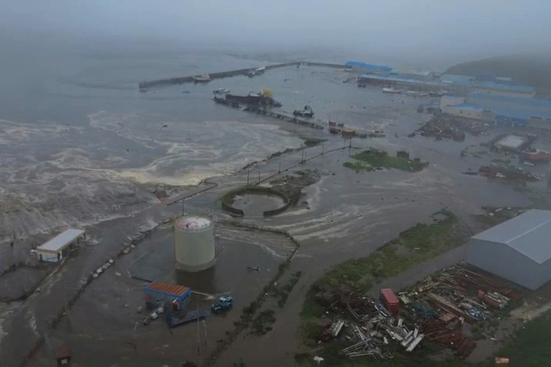 (An image, taken from a video released by Geophysical Service of the Russian Academy of Sciences, shows the aftermath of tsunami waves hitting Paramushir Island, part of the Kuril Islands group, Russia, July 30, 2025. /CFP)