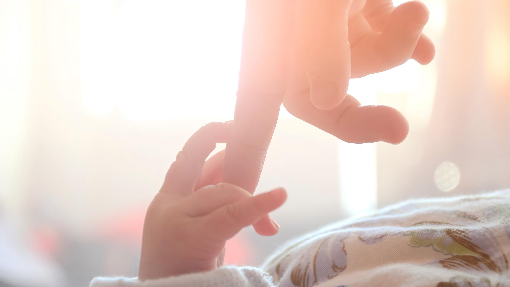 China to offer nationwide childcare subsidies