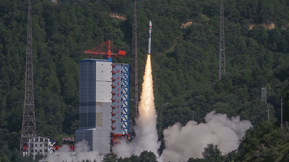 China launches new remote-sensing satellite