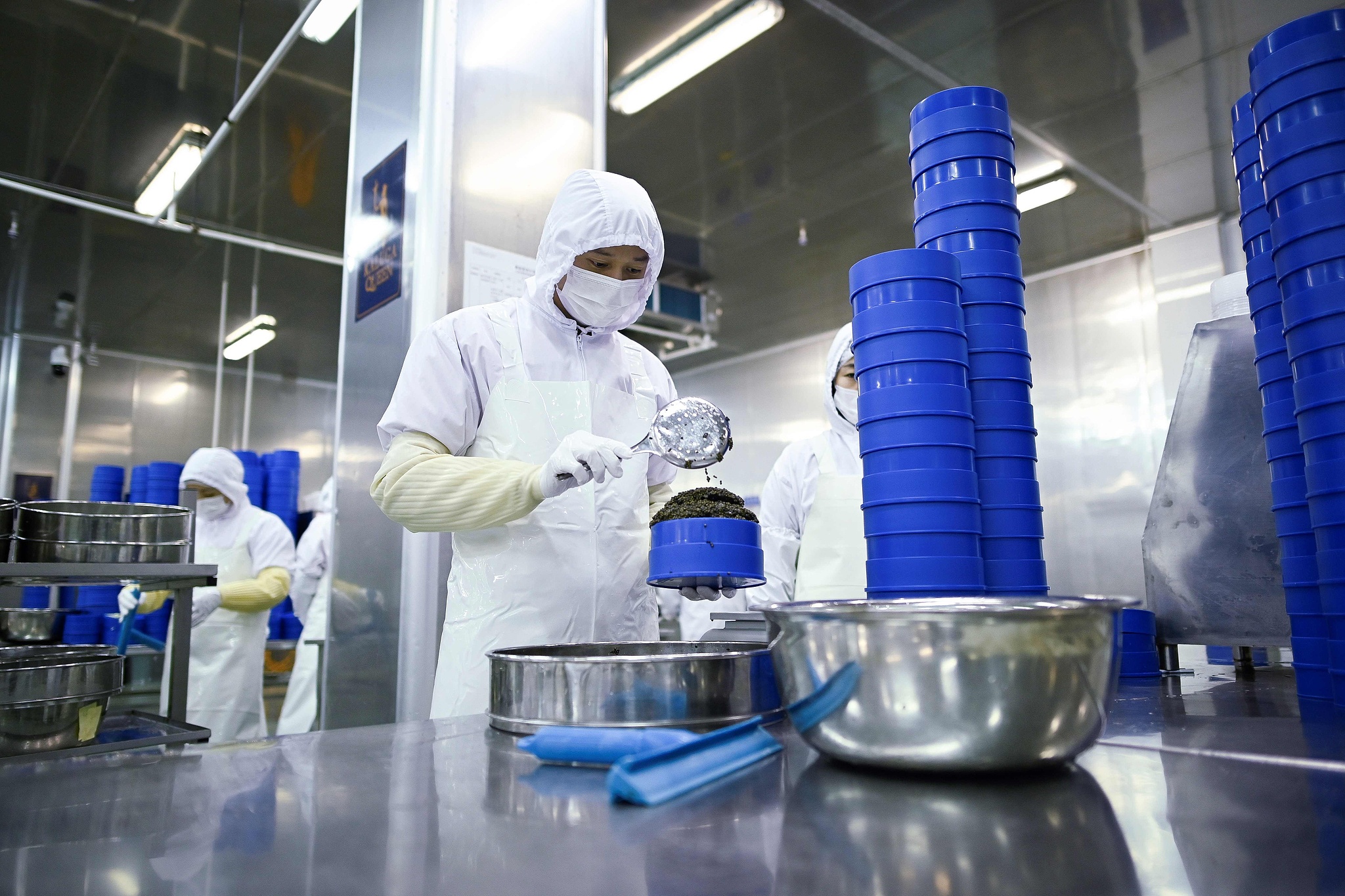 Quzhou's caviar is taking over the world