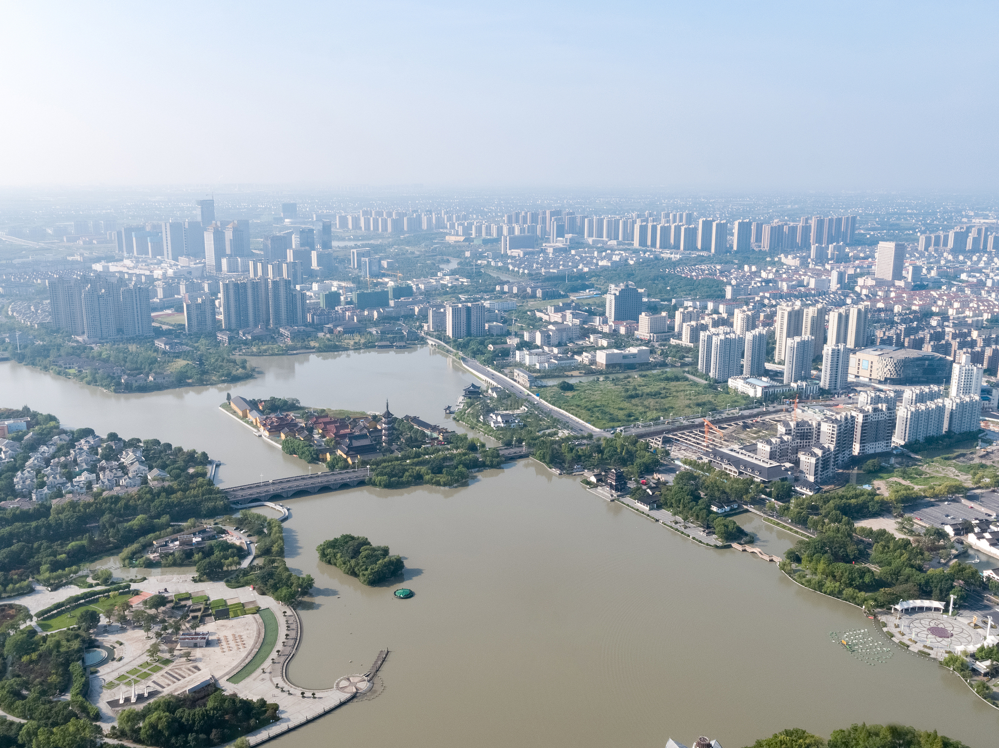 Discover the beauty of Pinghu