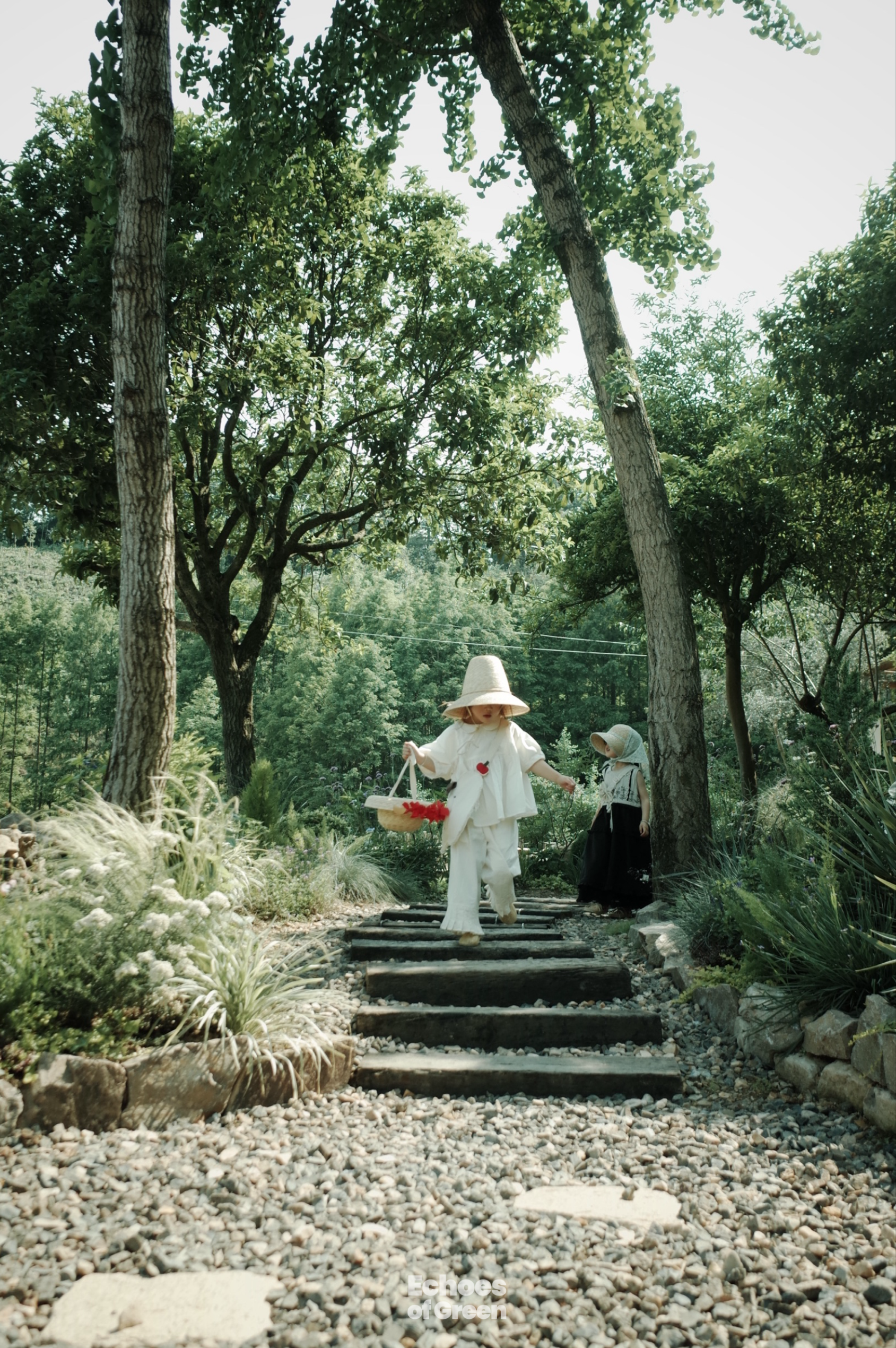At a renovated village home in Anji, Zhejiang Province, young residents embrace a lifestyle rooted in nature and sustainability. /CGTN