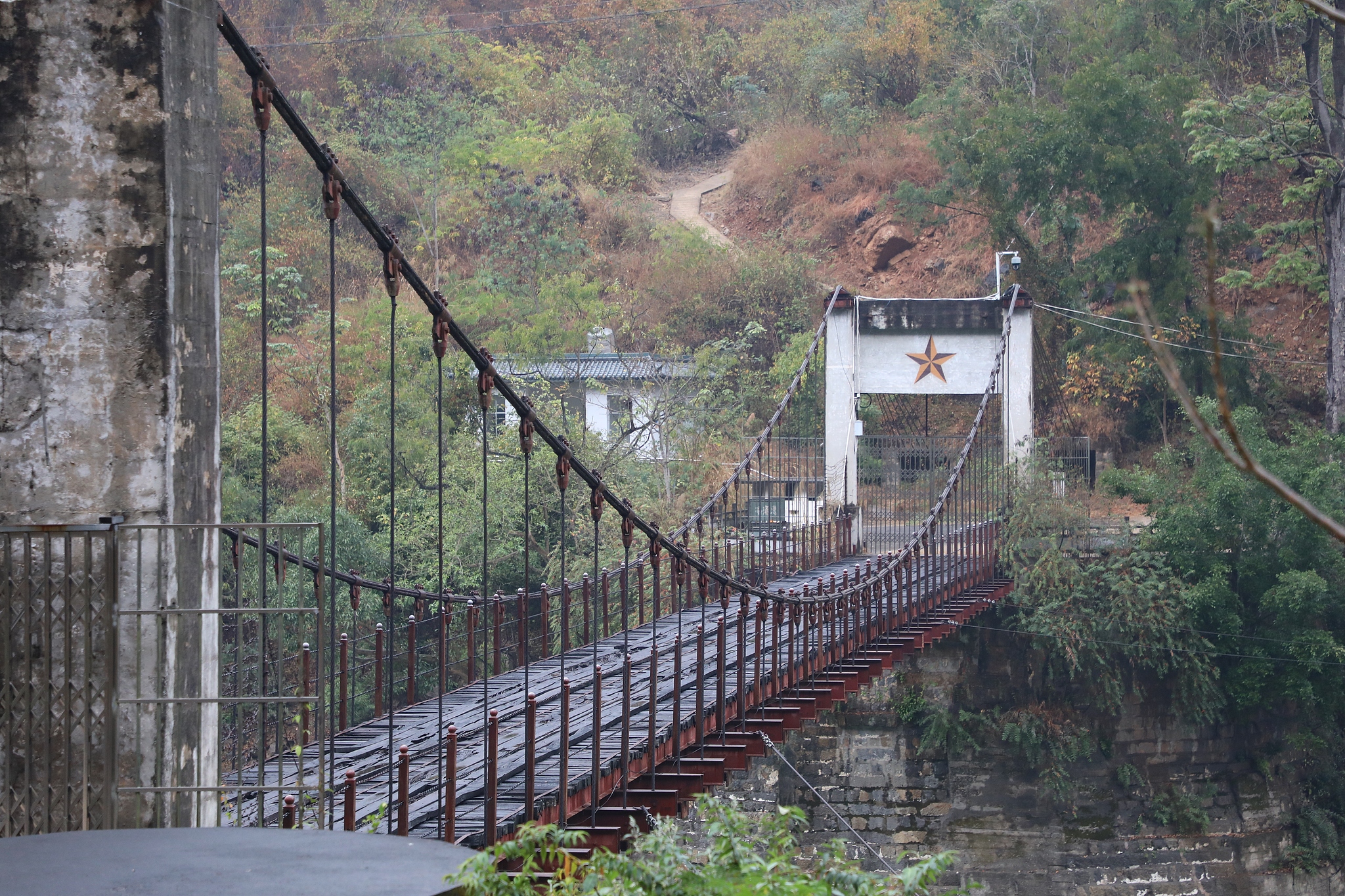Huitong bridge: Where engineering meets patriotism