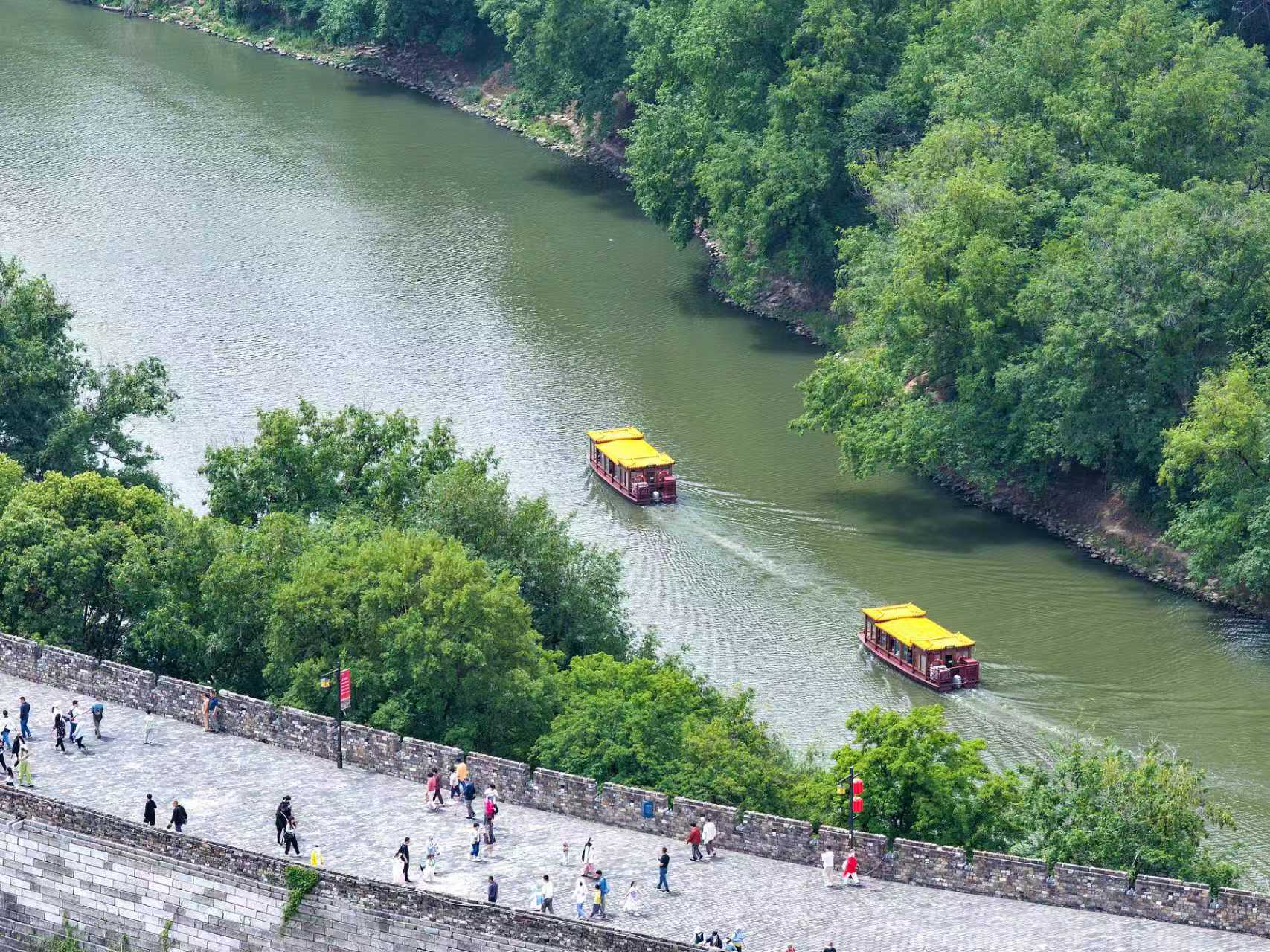 Tourists visit the Nanjing City Wall at Zhonghua Gate, May 18, 2025. /CFP