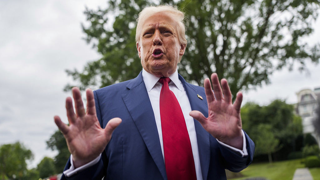 United States President Donald Trump gives remarks as he departs the White House of the White House in Washington D.C., U.S., August 1, 2025. /VCG