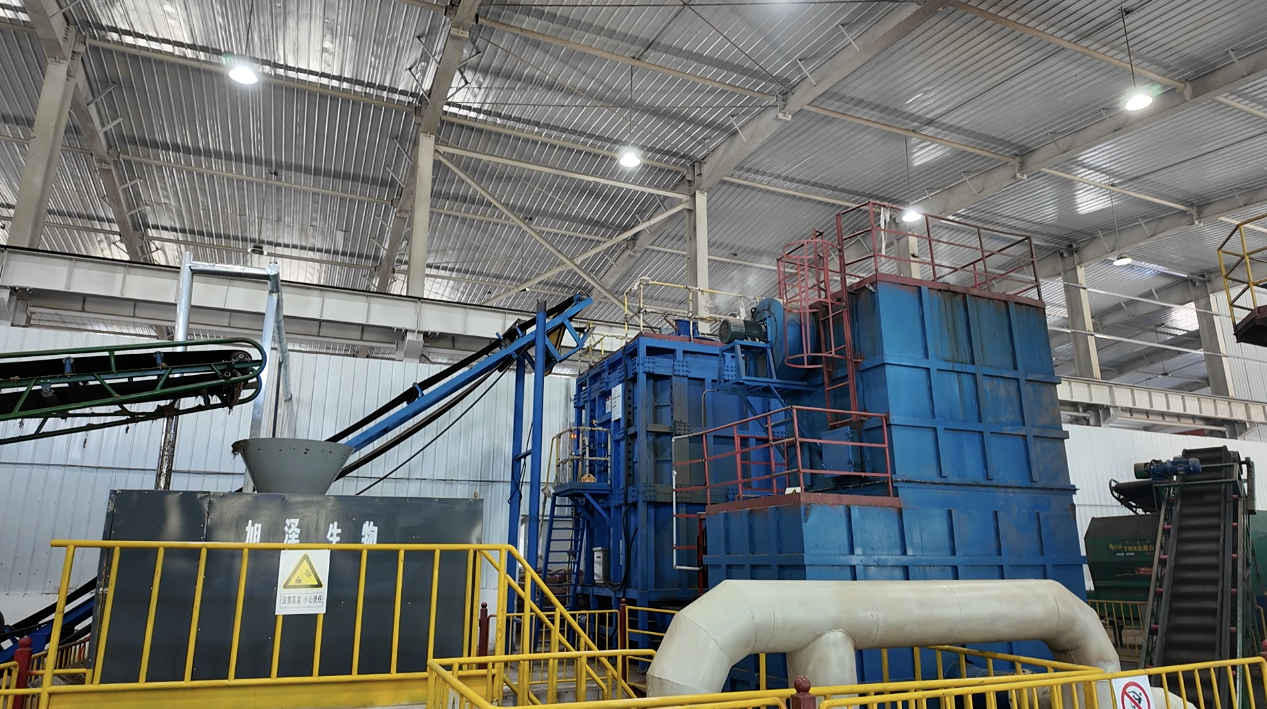 A Chinese firm uses steam explosion to turn cotton stalks into fluffy, porous fiber that can be used to fight desertification, northwest China's Xinjiang Uygur Autonomous Region. /CGTN