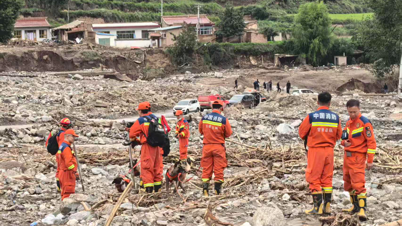 Live: All-out rescue operations underway as mountain torrents hit NW China's Gansu