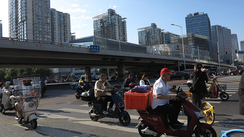 Beijing street scene on August 13, 2024. /VCG