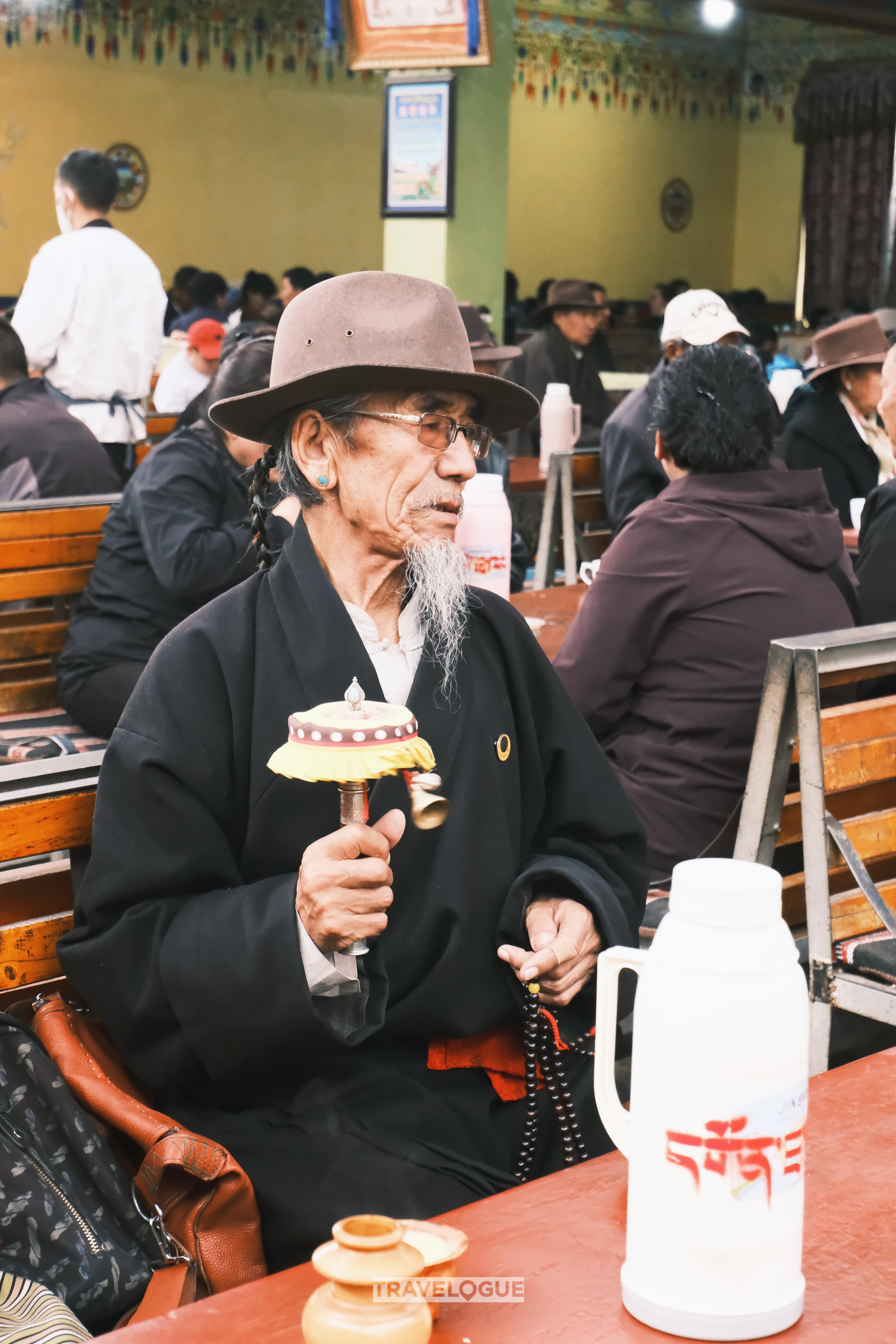 A scene of a tea house in Xizang /CGTN