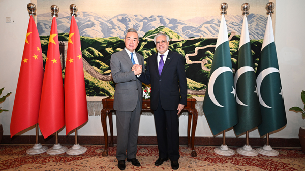 Chinese Foreign Minister Wang Yi (L) co-chaired the 6th Round of China-Pakistan Foreign Ministers' Strategic Dialogue with Pakistani Deputy Prime Minister and Foreign Minister Mohammad Ishaq Dar in Islamabad on August 21, 2025. /Chinese Foreign Ministry 