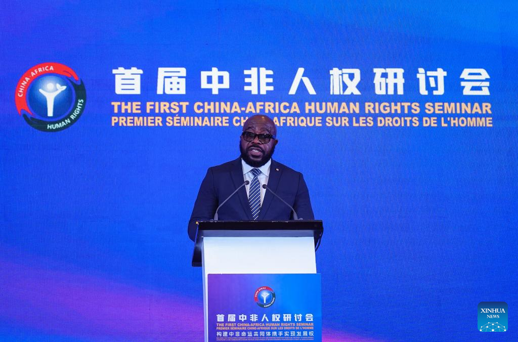 Liberian Deputy Minister of Foreign Affairs Jeddi Mowbray Armah addresses the Seminar, August 22, 2025.  /Xinhua