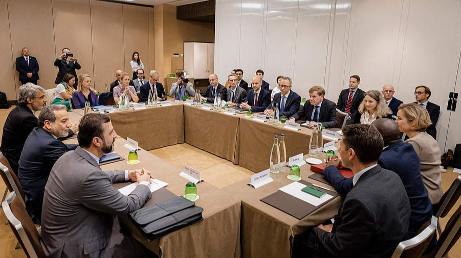 Iran's Foreign Minister Abbas Araghchi (2nd L) met with Germany's Foreign Minister Johann Wadephul, France's Minister for Europe and Foreign Affairs Jean-Noel Barrot, European Union High Representative for Foreign Affairs and Security Policy Kaja Kallas and Britain's Foreign Secretary David Lammy on Tehran's nuclear program in Geneva, Switzerland, June 20, 2025. /VCG