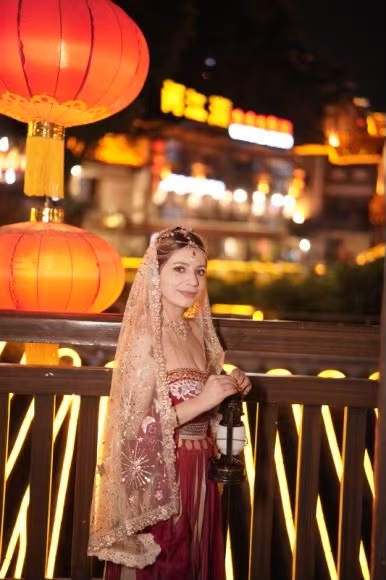 Living in China for a few years before meeting her husband, Ani loves the culture, particularly Chinese fashion. /Ani Karapetyan