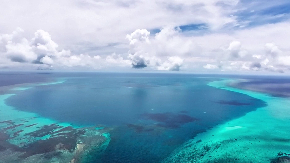 China Coast Guard patrols waters around Huangyan Dao