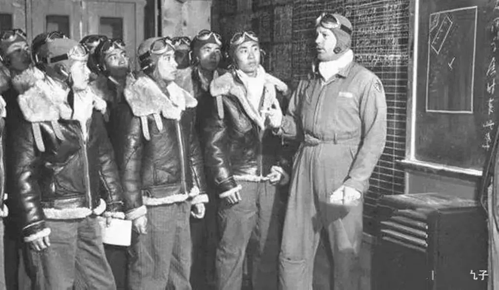 U.S. flight instructor conducting a lesson for trainees (front row, center: Zhu Songgen)