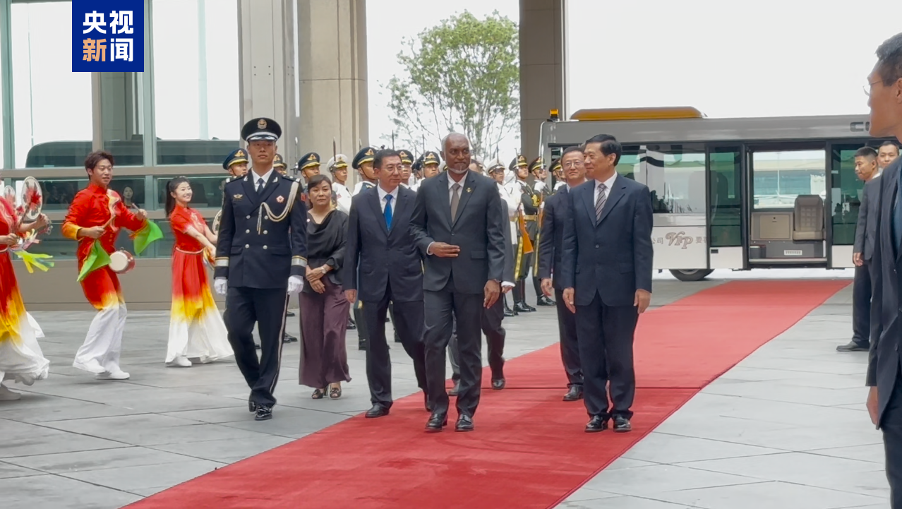 Maldivian president arrives in Beijing for SCO summit 2025