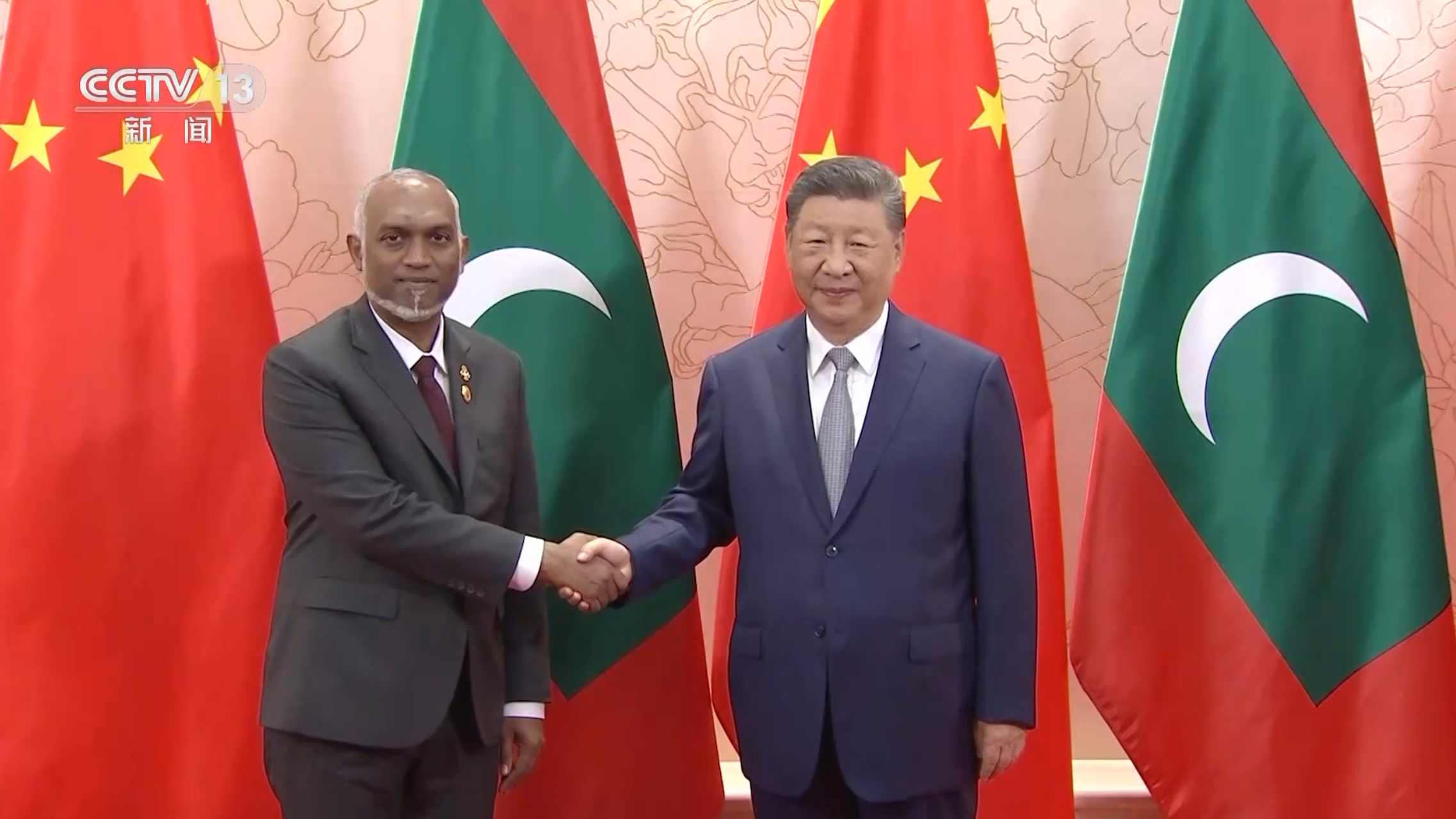 President Xi calls for enhanced exchanges, cooperation with Maldives