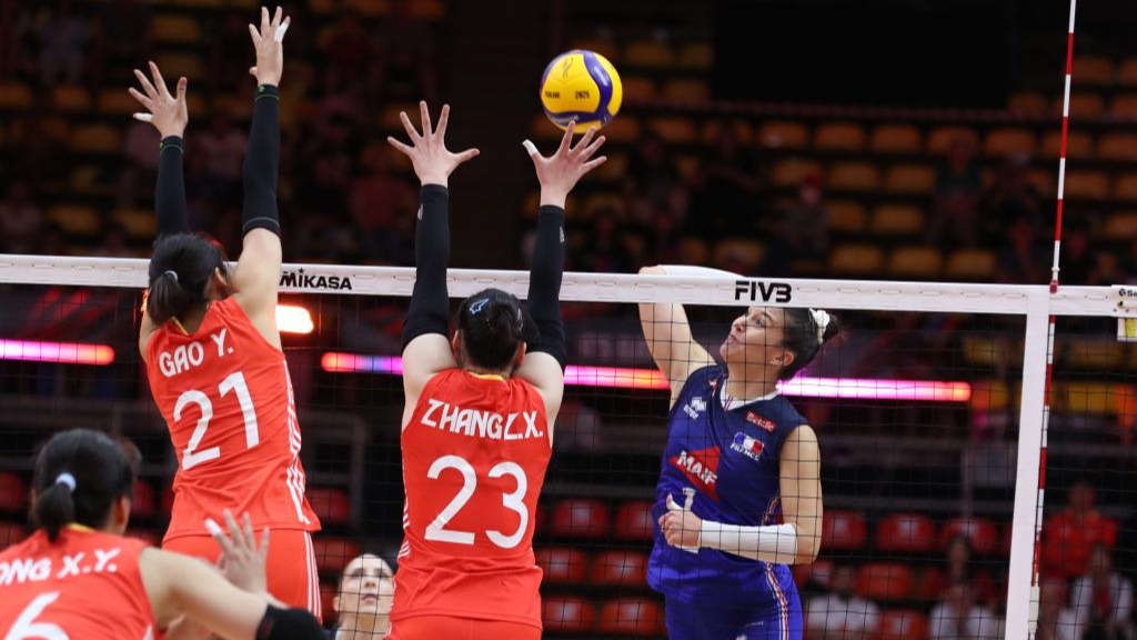 France top China 3-1 to reach volleyball Worlds quarterfinal