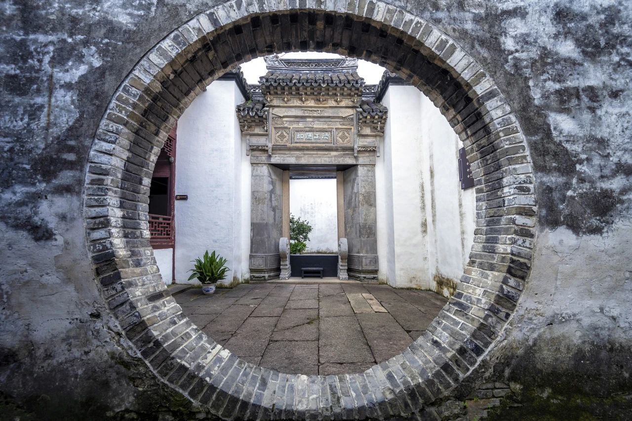 Mo Manor: An architectural jewel of Jiangnan. Whose dream does it epitomize?