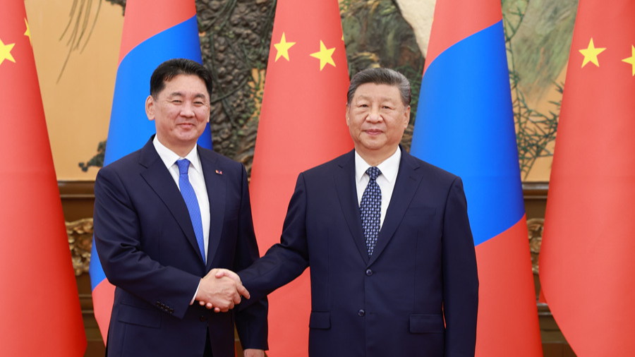 Chinese President Xi Jinping meets with Mongolian President Ukhnaa Khurelsukh in Beijing, China, September 2, 2025. /Xinhua