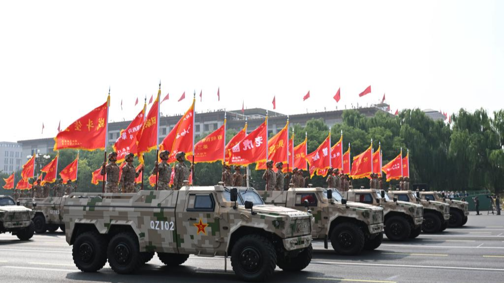China's V-Day parade honors 80 heroic units