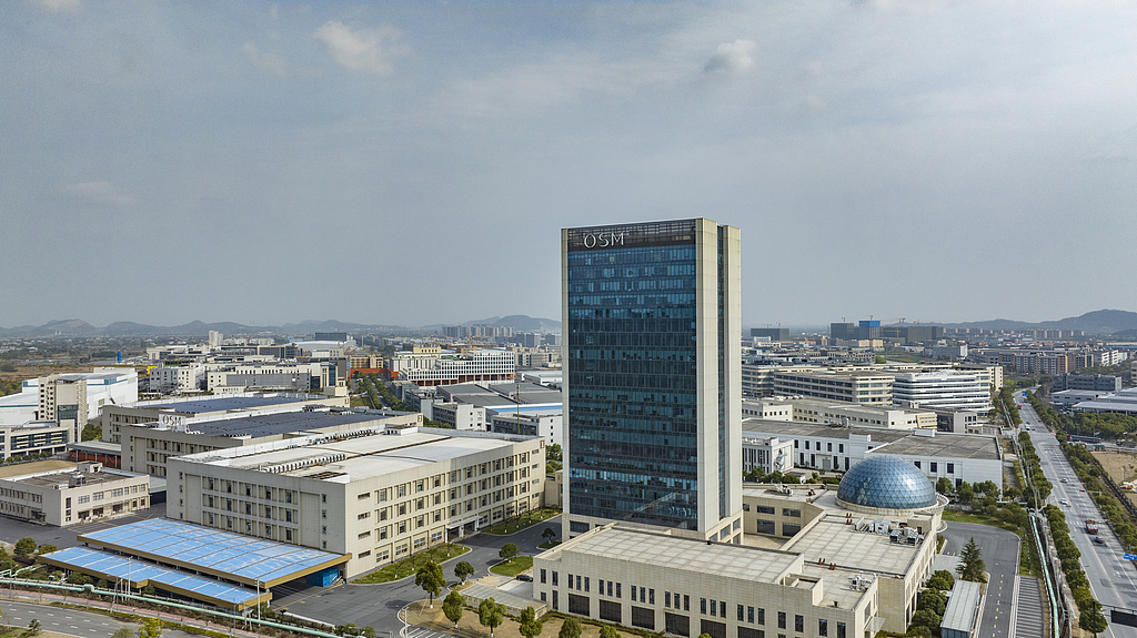 From tough shell to shimmering pearl — How many steps does it take?