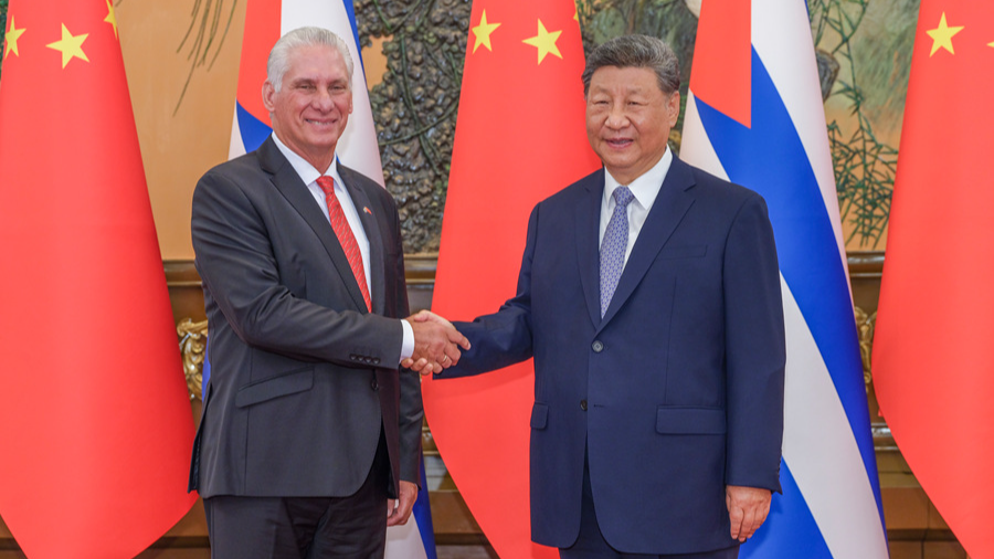Xi Jinping (R), general secretary of the Communist Party of China Central Committee and Chinese president, meets with Miguel Diaz-Canel, first secretary of the Central Committee of the Communist Party of Cuba and Cuban president, in Beijing, China, September 4, 2025. /Xinhua