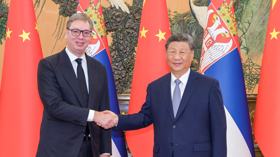 Chinese President Xi Jinping (R) meets with Serbian President Aleksandar Vucic in Beijing, September 4, 2025. /Xinhua