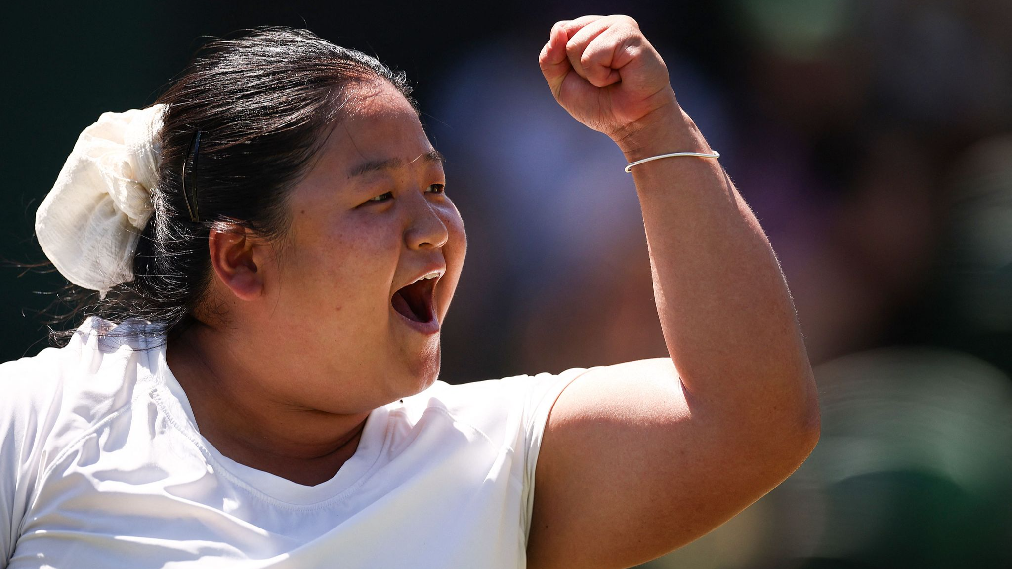 China's Wang routs Bernal to reach women's wheelchair semis