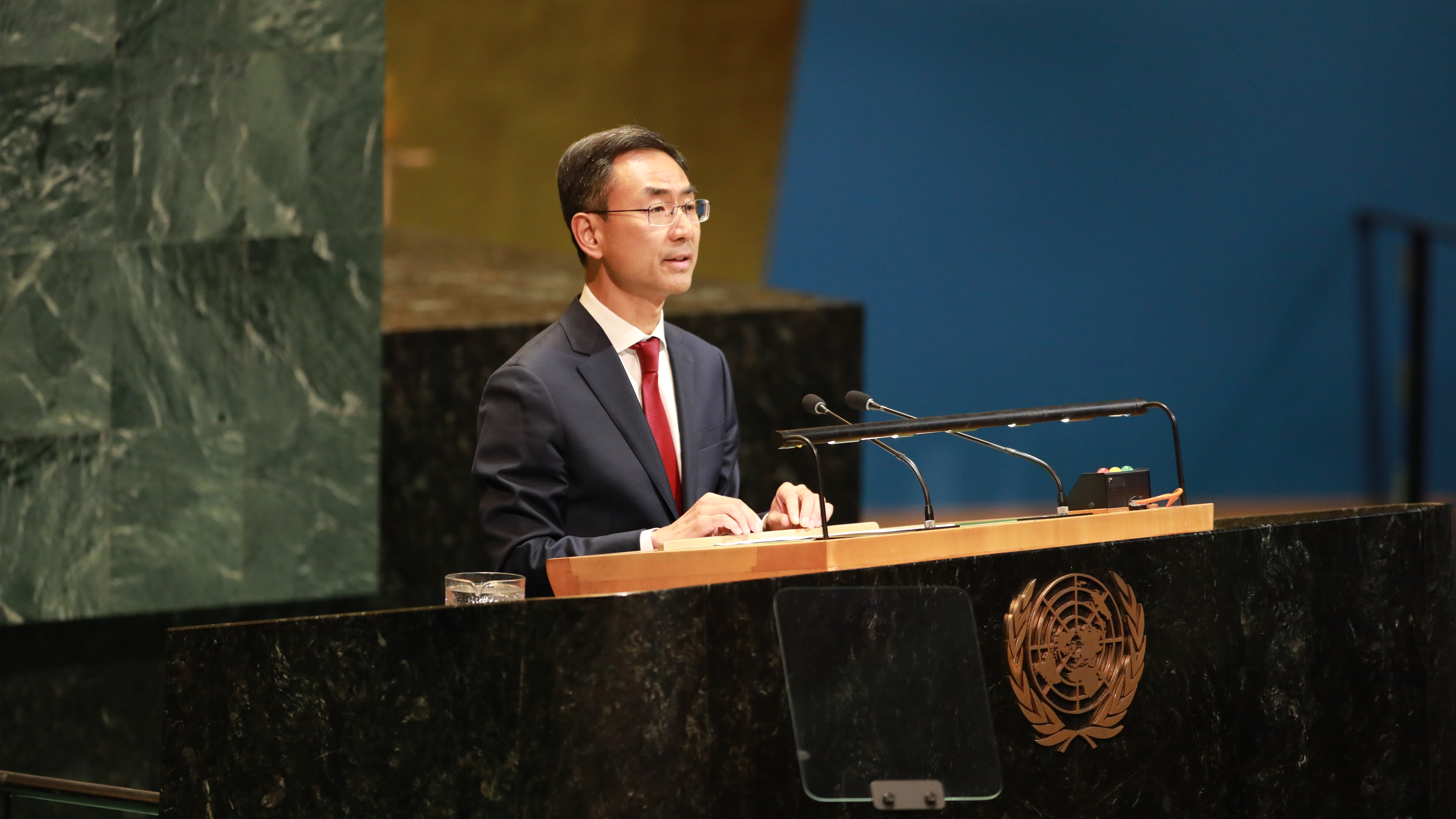 Geng Shuang, China's deputy permanent representative to the UN, speaks at the 94th plenary meeting of the 79th session of UN General Assembly, in New York, U.S., September 5, 2025. /Chinese Mission to UN 