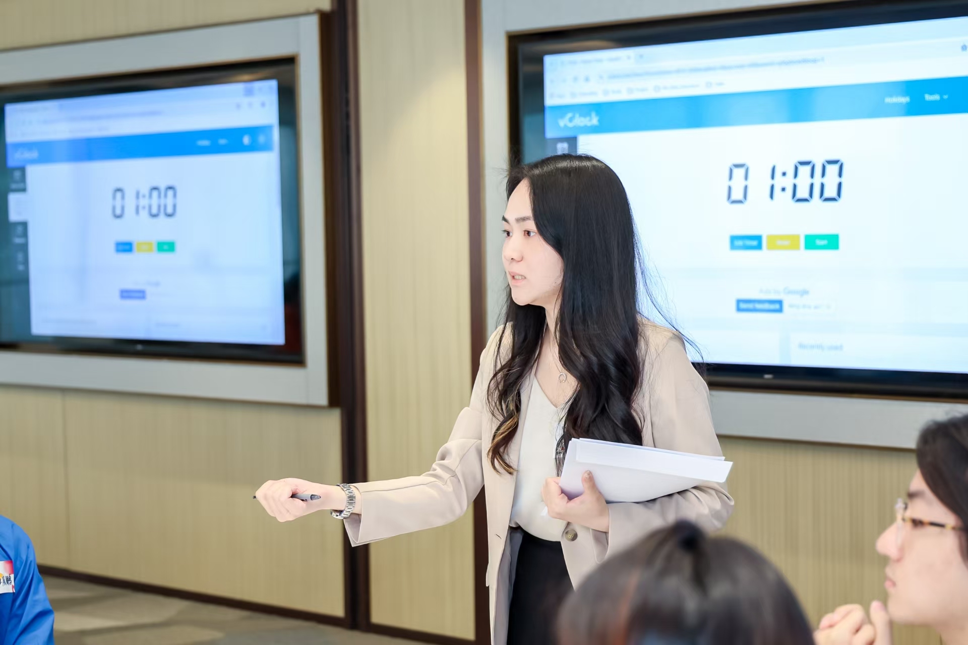 Tyrian presents in a meeting. /CGTN