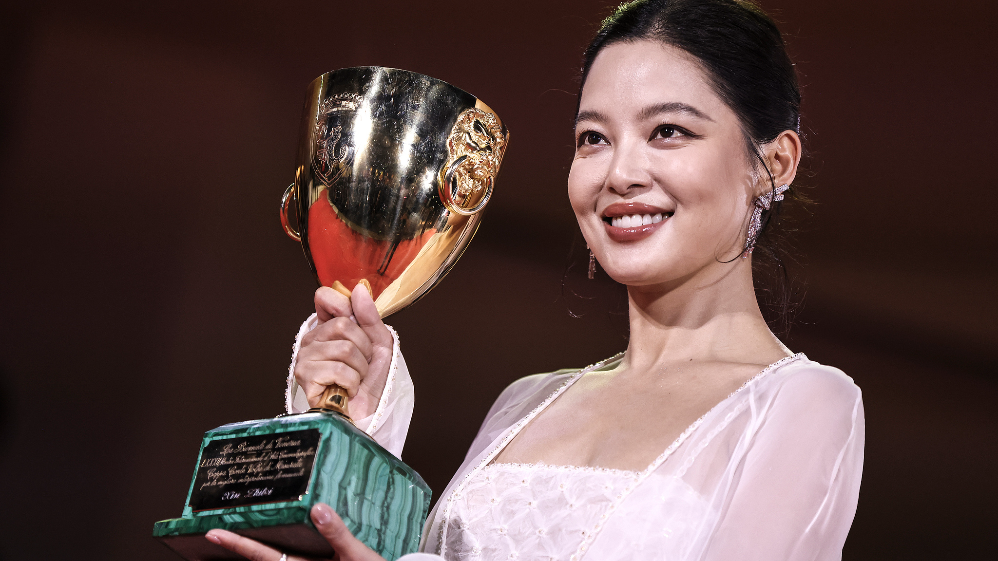Xin Zhilei wins best actress at Venice International Film Festival