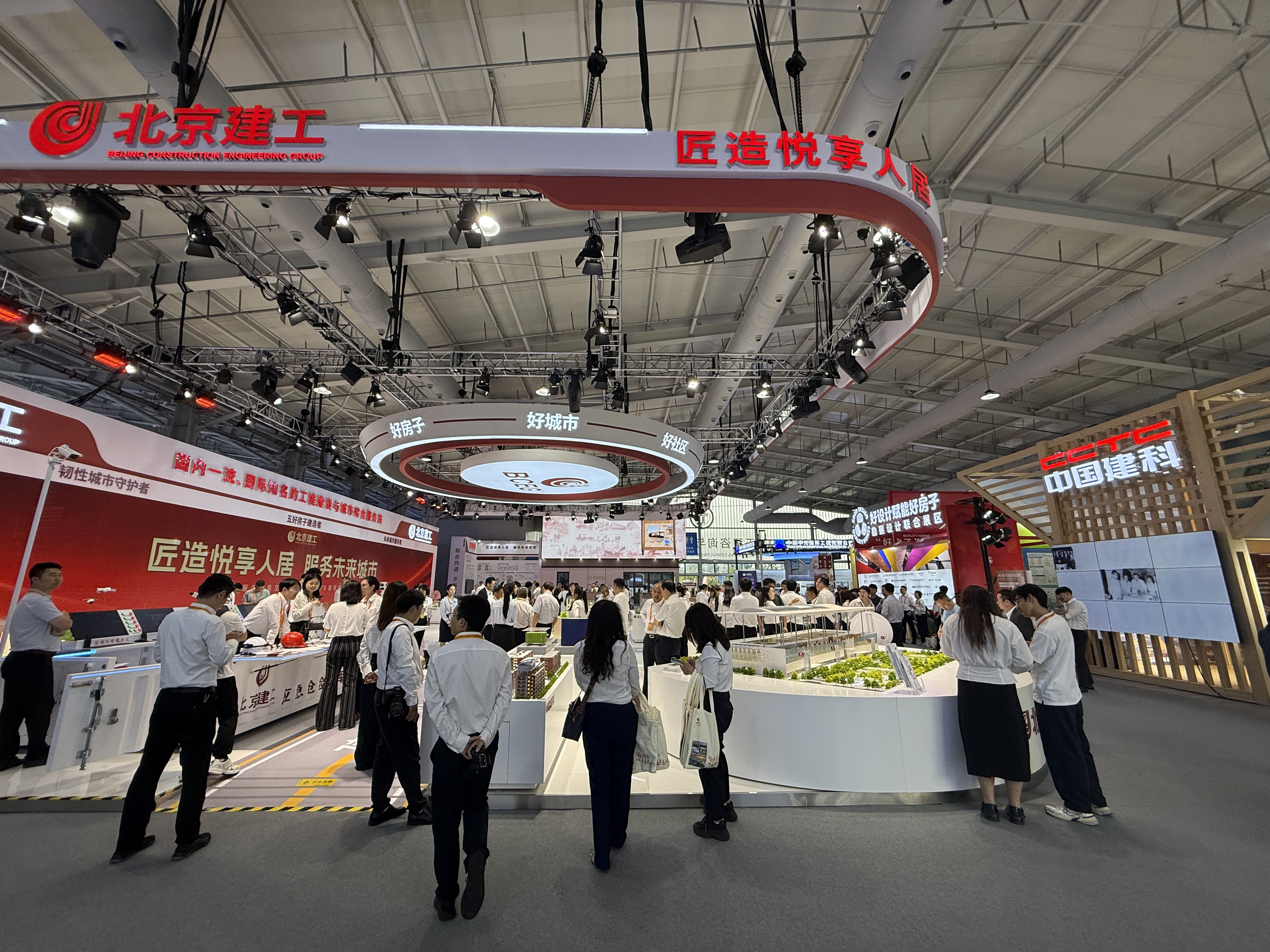 Visitors at the construction pavilion, CIFTIS 2025, Beijing. /Zaruhi Poghosyan