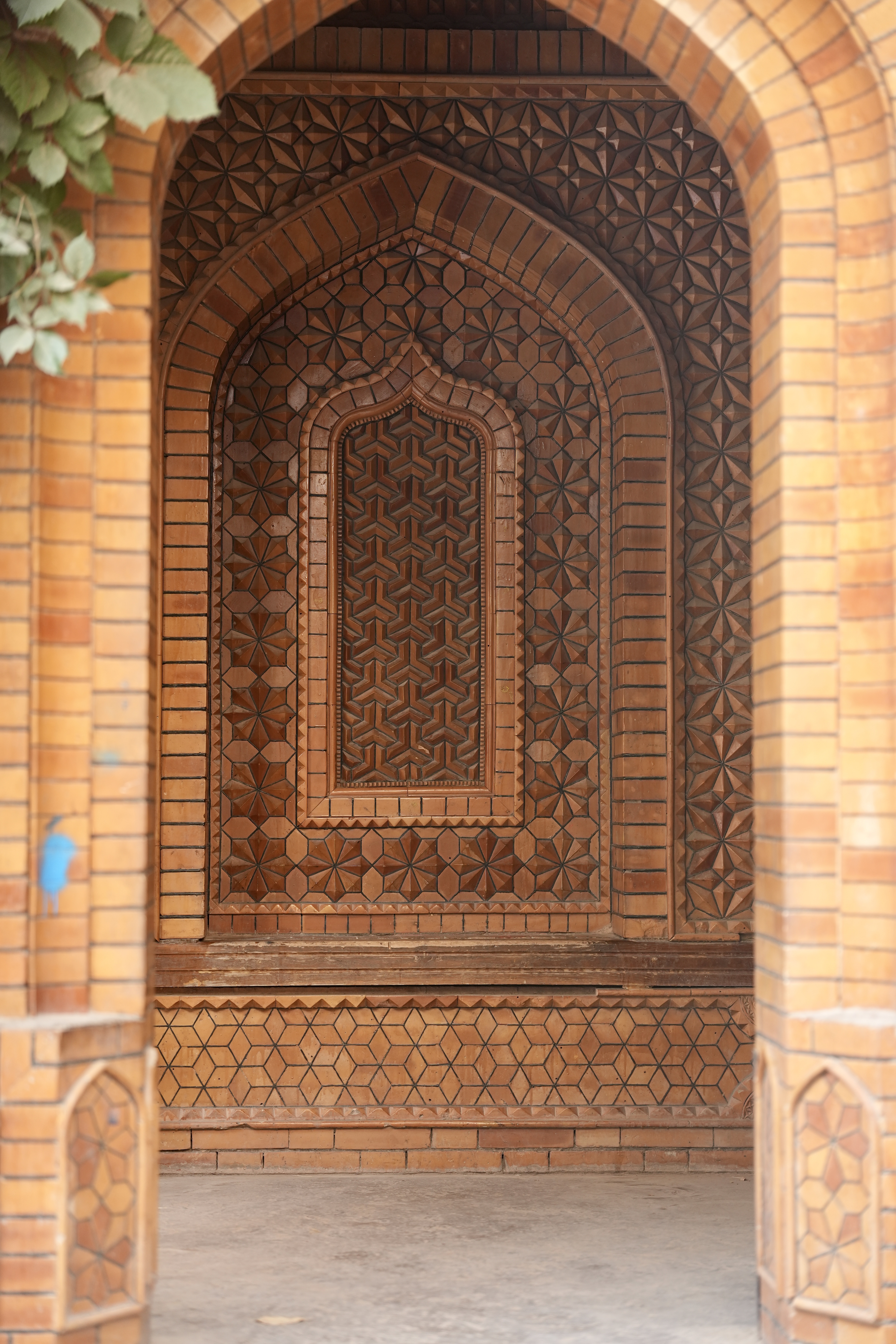 Xinjiang color palette: Explore Kashi's earthy beauty