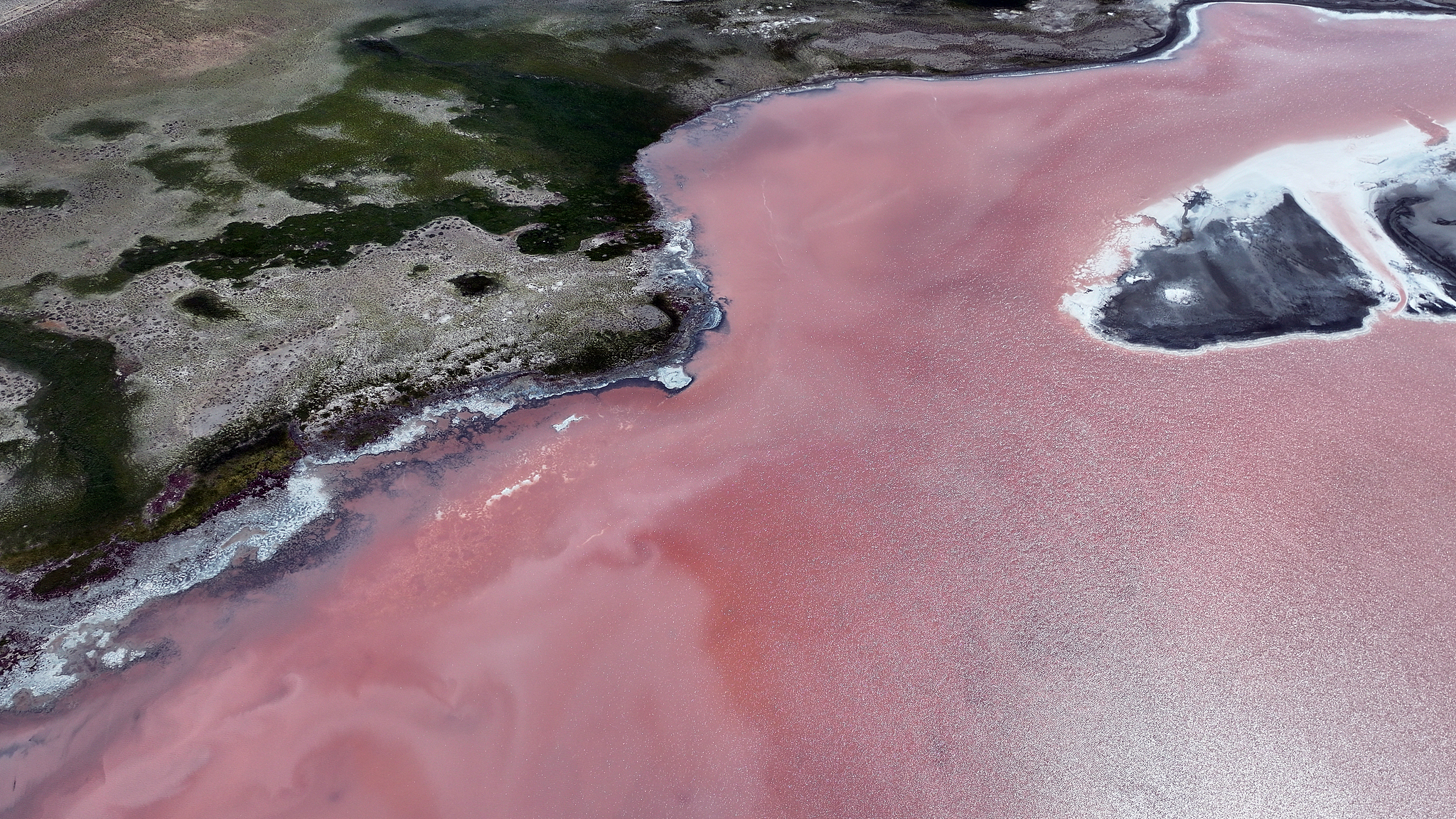 Xinjiang color palette: Tuolekule Lake, a shimmering dreamland