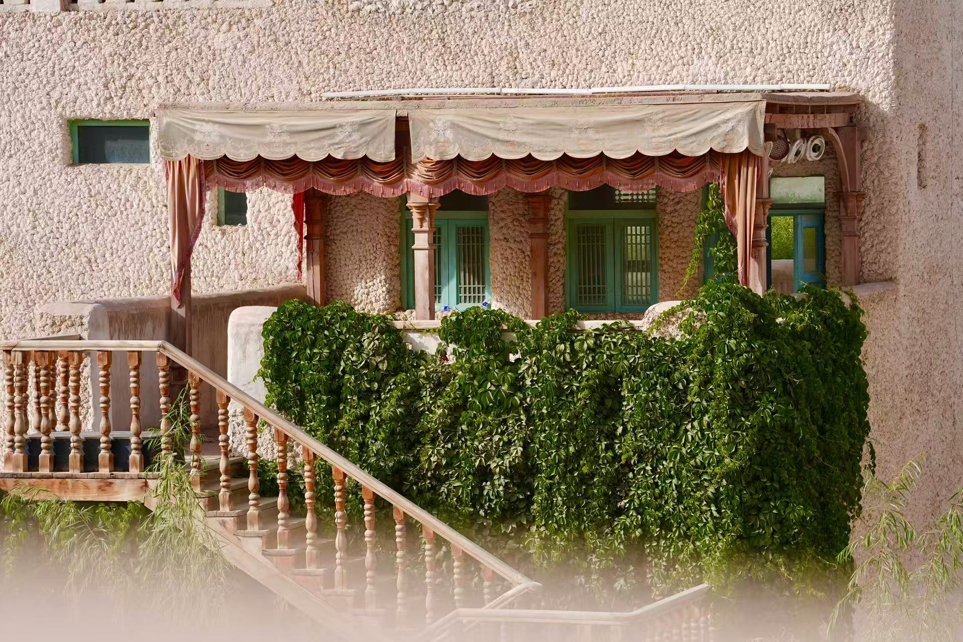 Xinjiang color palette: Hetian, artistry of craftsmanship and culture