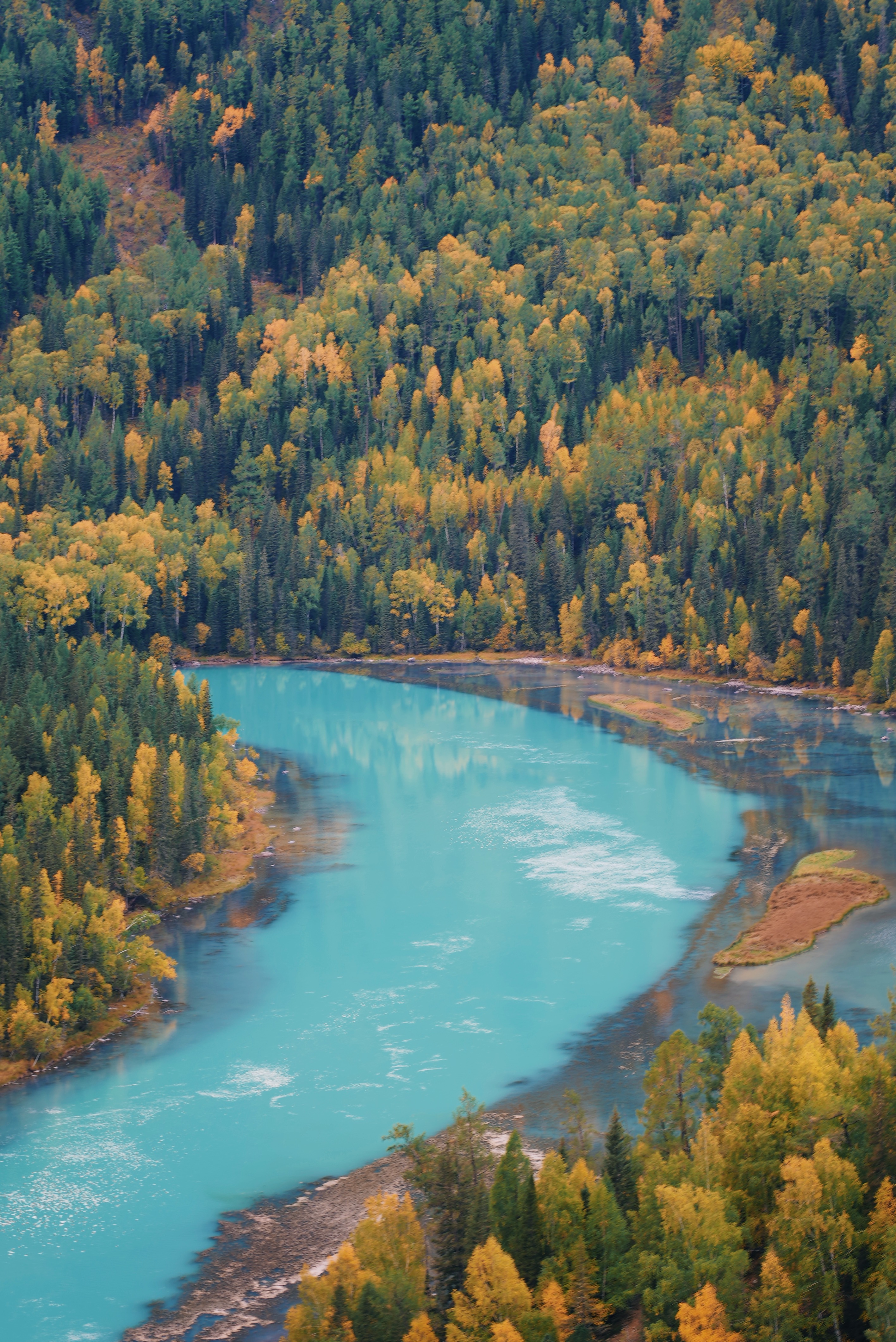 Xinjiang color palette: Explore Altay's multicolored landscapes