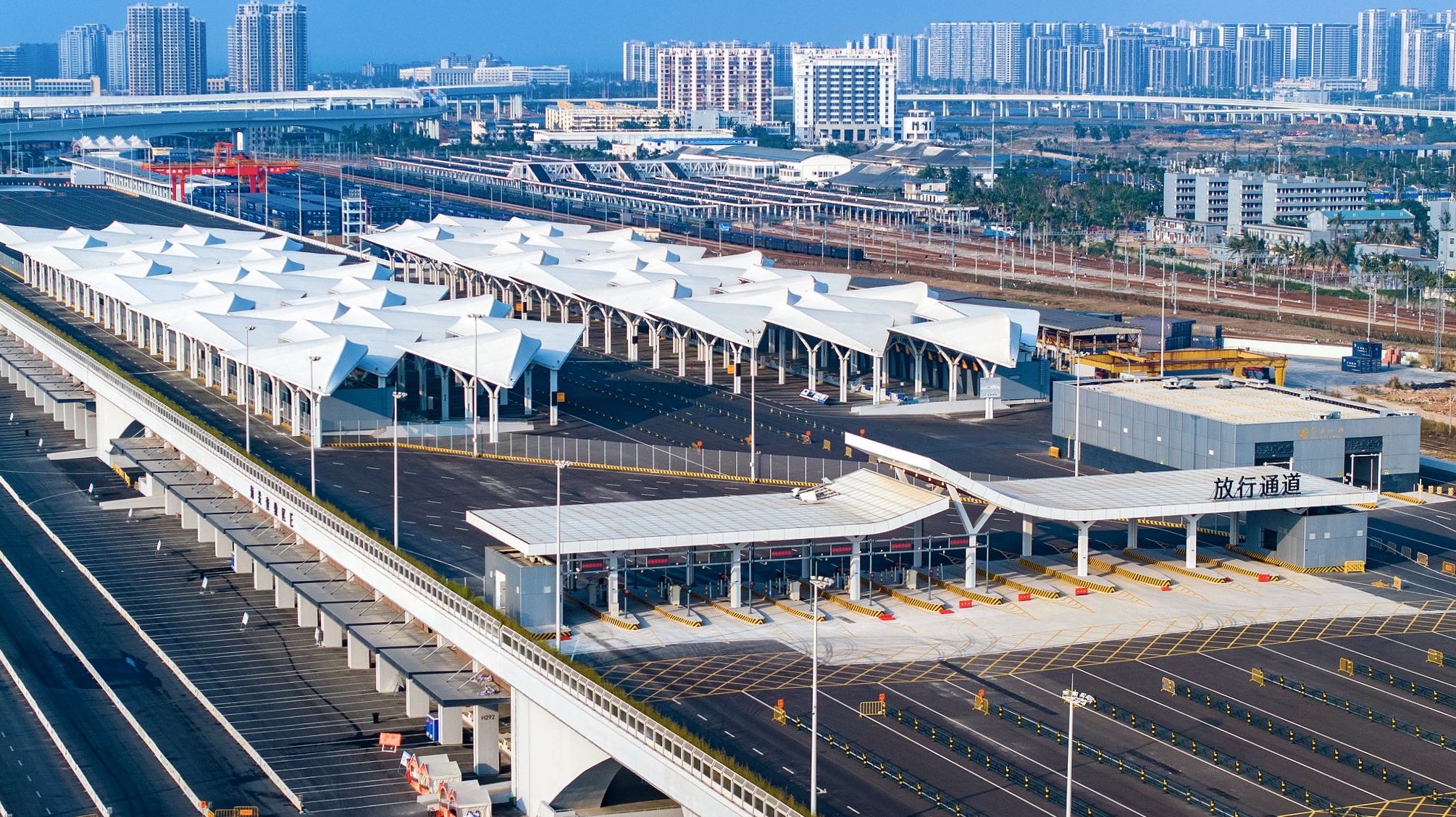 A view of the Hainan Free Trade Port (FTP) in Hainan, China. /CFP