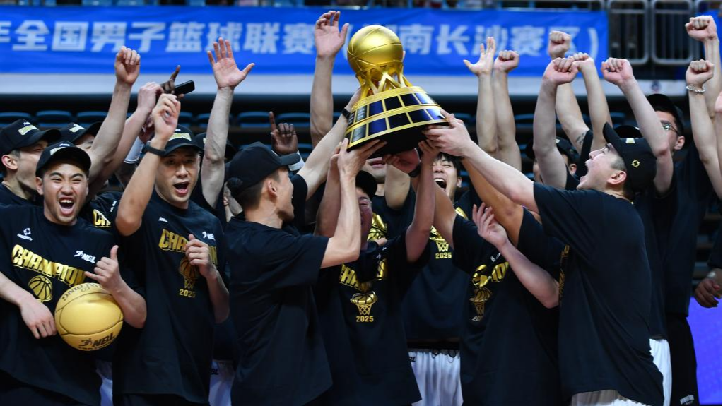 Hong Kong Bulls defeat Changsha Yongsheng to defend NBL title