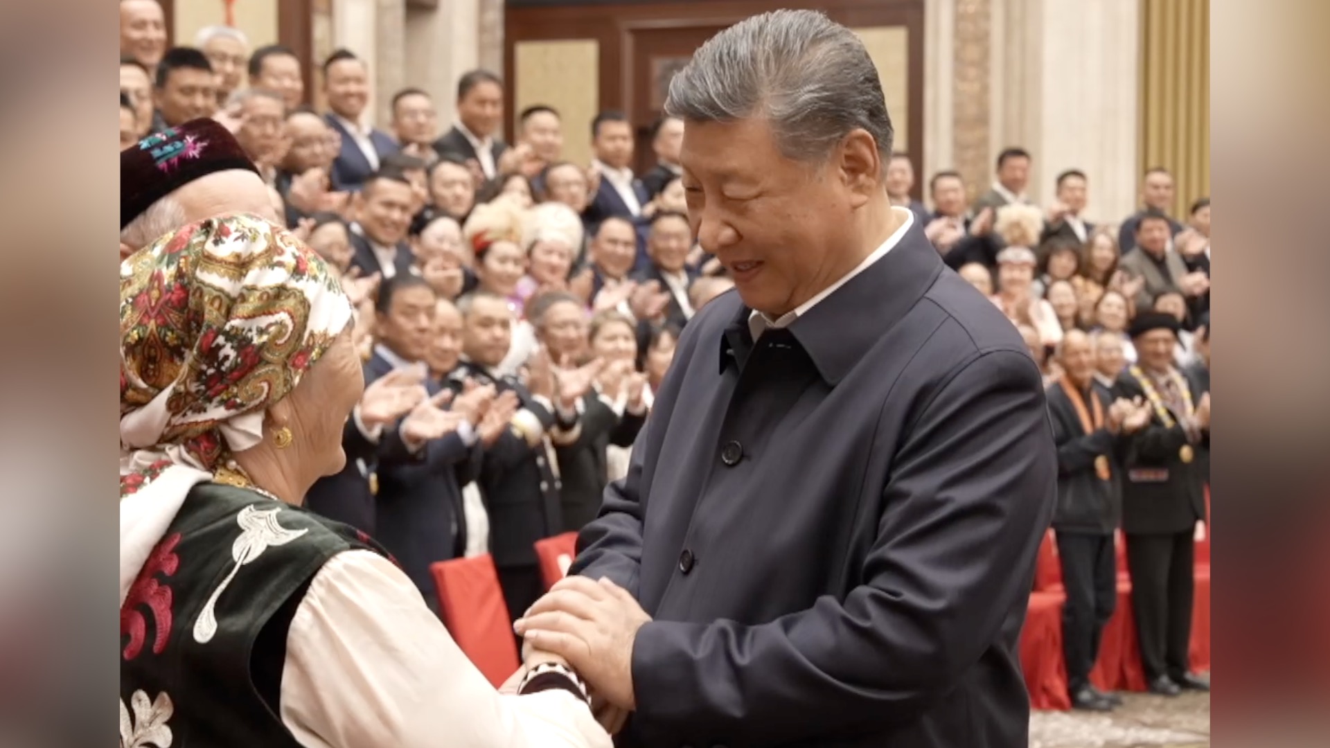 President Xi meets border guardian Burumahan Maoleduo in Urumqi