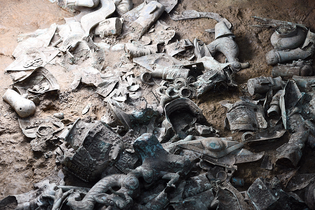 File photo of the excavation site of Sanxingdui's No.8 sacrificial pit. /VCG