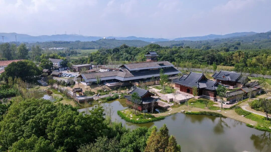 The Tea Culture Retreat is seen at Xiaoshan Temple, Deqing County, Zhejiang Province. /CGTN