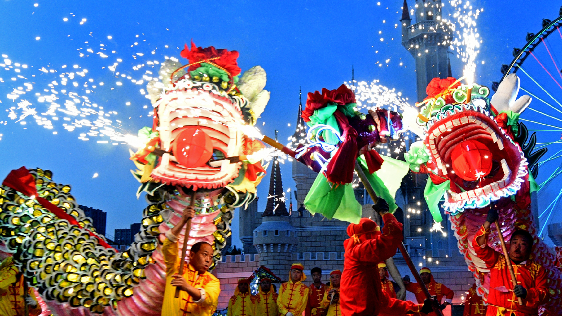 Paper dragons dance to the beat of drums at Beijing park - CGTN