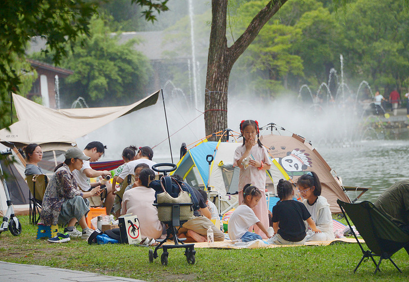 A park in the eastern Chinese megacity of Shanghai, October 3, 2025. /VCG