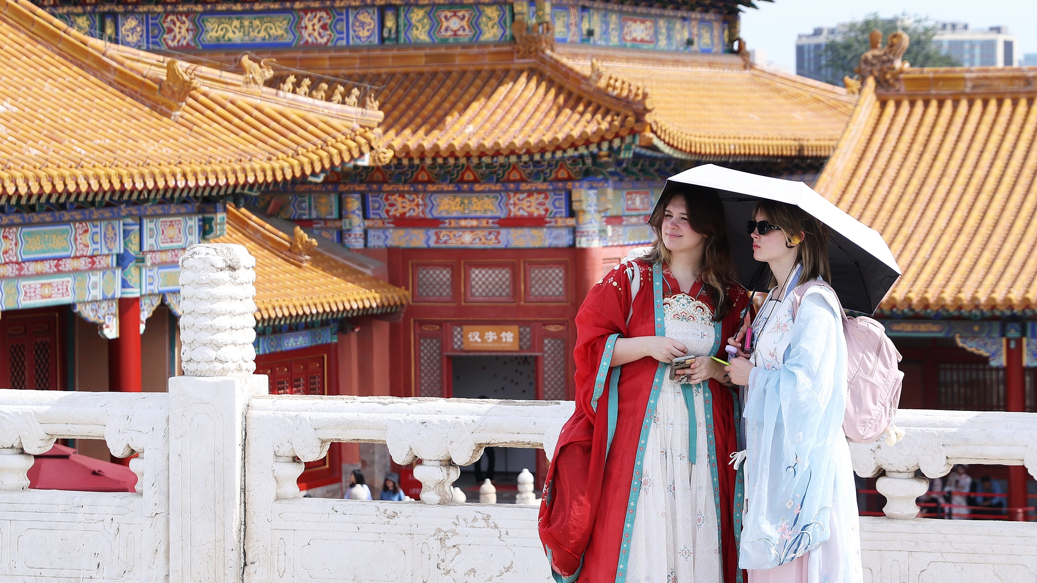 China sees inbound tourism boom over National Day, Mid-Autumn holidays