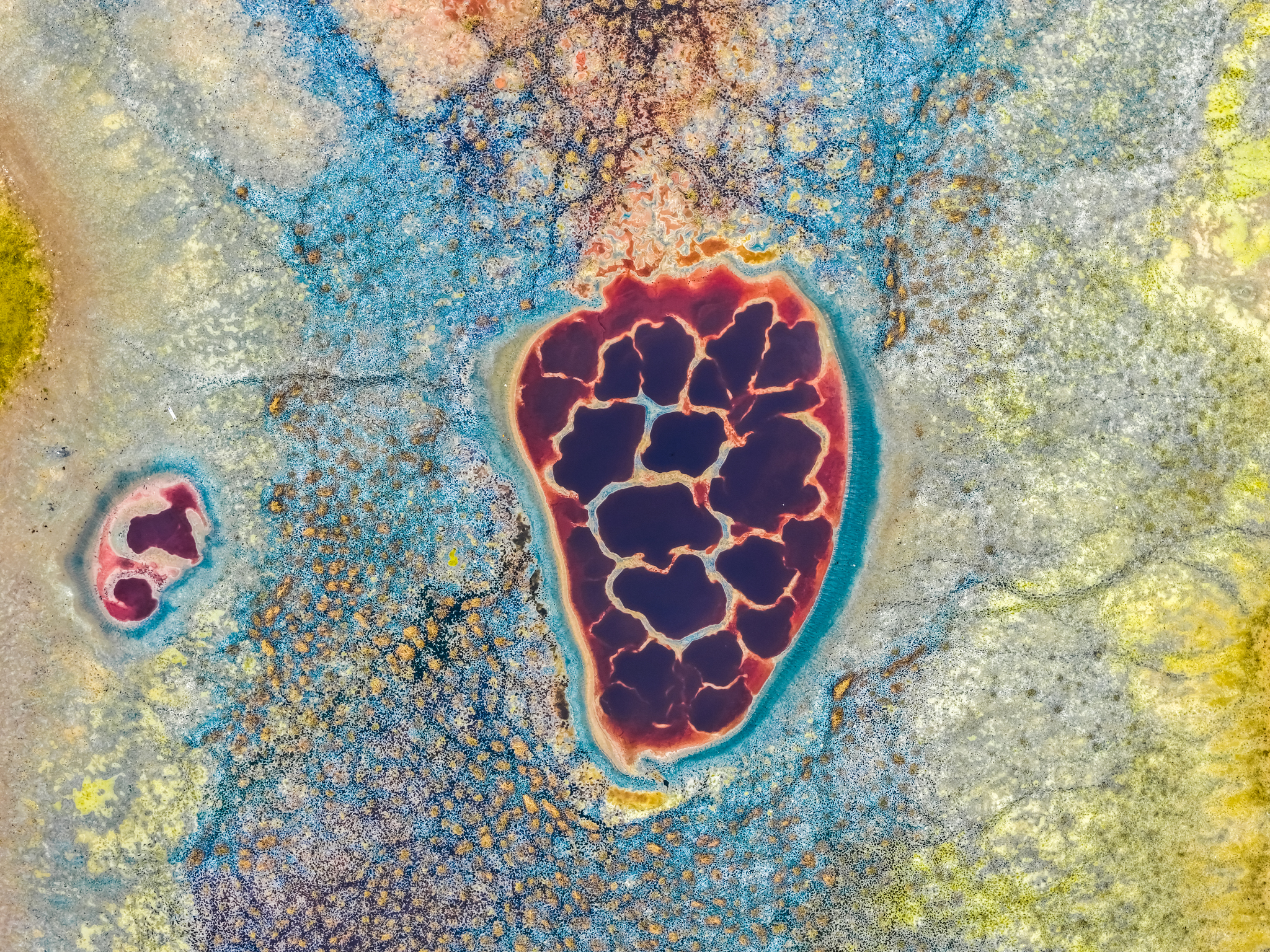 Ulan Lake in Alxa League, Inner Mongolia is pictured on October 6, 2025. /VCG