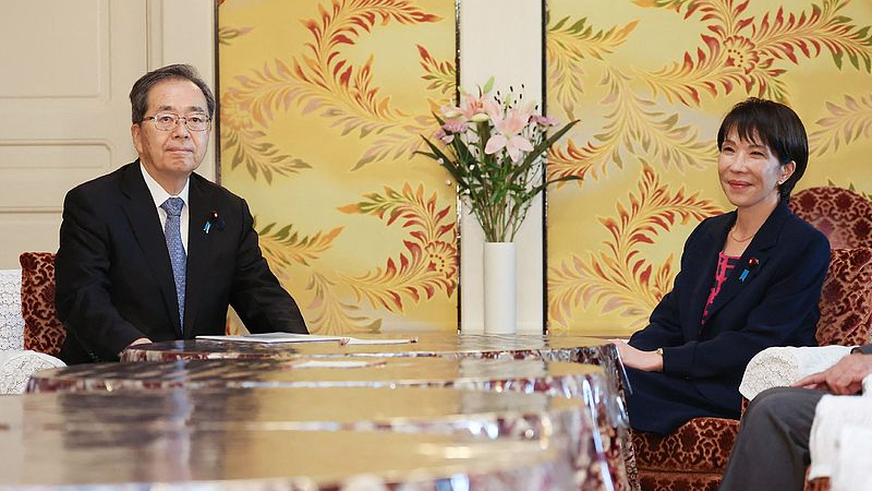 Japan's Liberal Democratic Party (LDP) President Sanae Takaichi (R) and Komeito Party leader Tetsuo Saito attend a meeting of party leaders at the Diet in Tokyo, October 10, 2025. /VCG