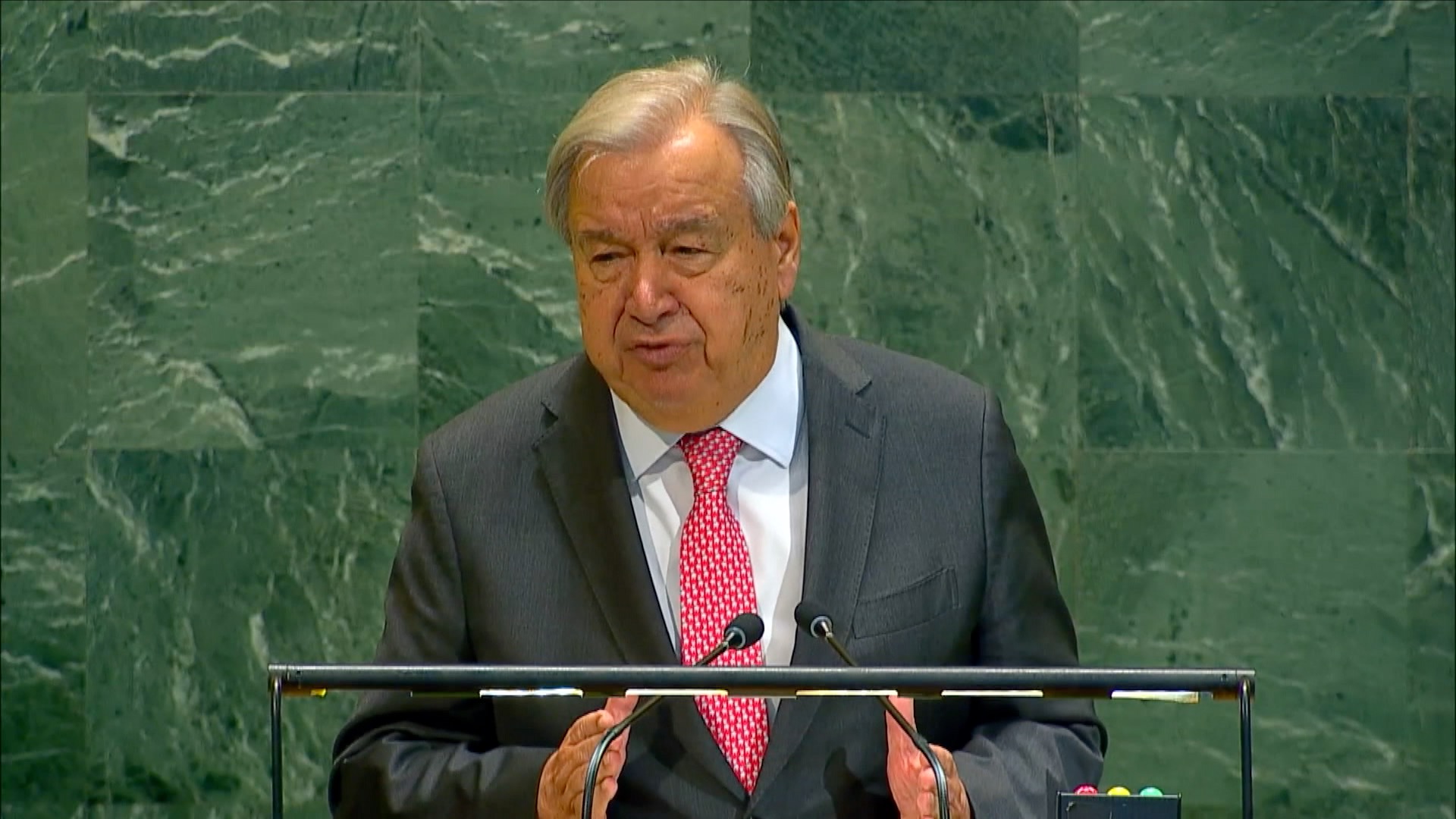 Guterres warns of gender bias in male-dominated AI industry